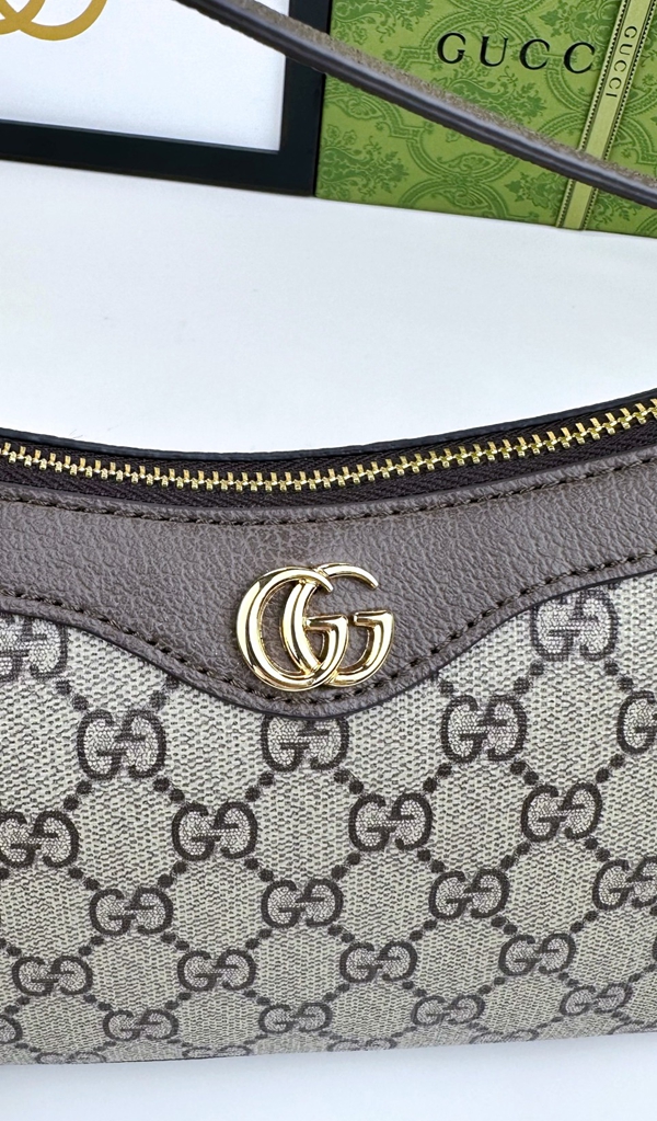 激安グッチバッグコピー角部分ディテール